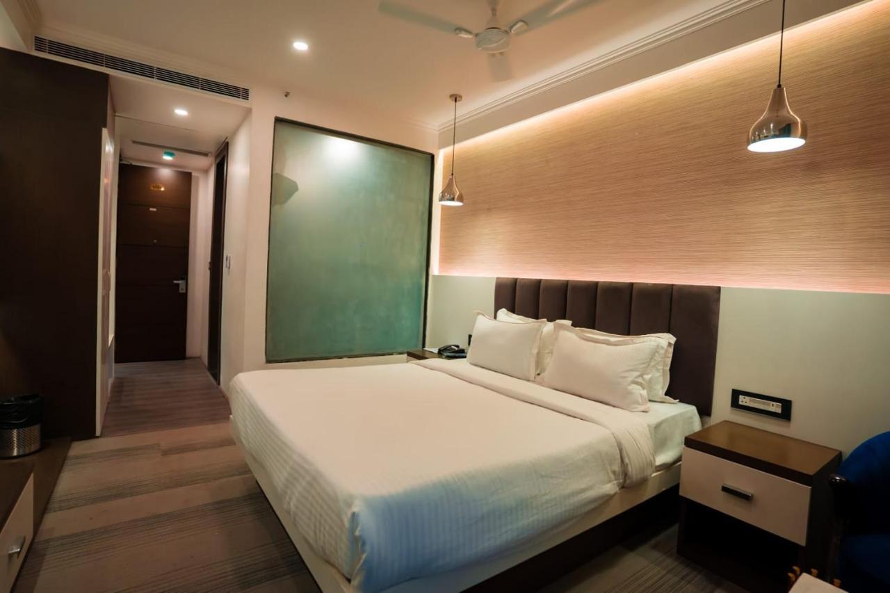 Kashi Pride Varanasi Exterior foto